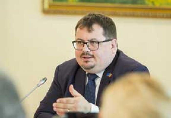 ГЛАВА ДЕЛЕГАЦИИ ЕС ПРИЗВАЛ «ПРАВЯЩЕЕ БОЛЬШИНСТВО СОСРЕДОТОЧИТЬСЯ НА ОБЕСПЕЧЕНИИ СТАБИЛЬНОСТИ»