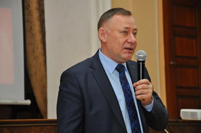 Главу хабаровского избиркома проверят после избрания сенатором судимого депутата