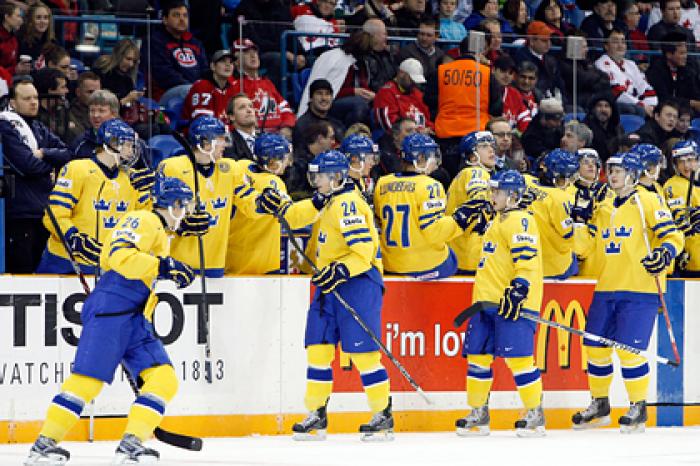 Юный российский хоккеист решил выступать за сборную Швеции
