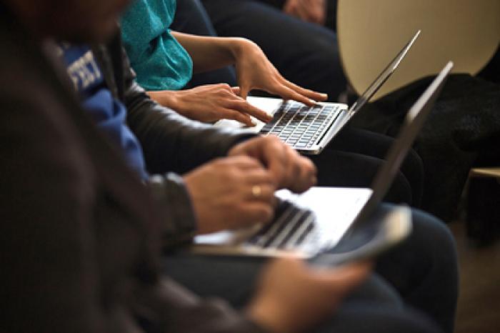 Коллекторы признали хищение своим сотрудником данных клиентов российских банков