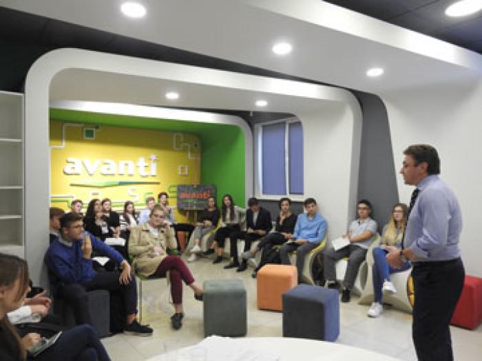 LECŢIILE DE EDUCAŢIE FINANCIARĂ LA MAIB – O INVESTIŢIE VALOROASĂ ŞI PE TERMEN LUNG
