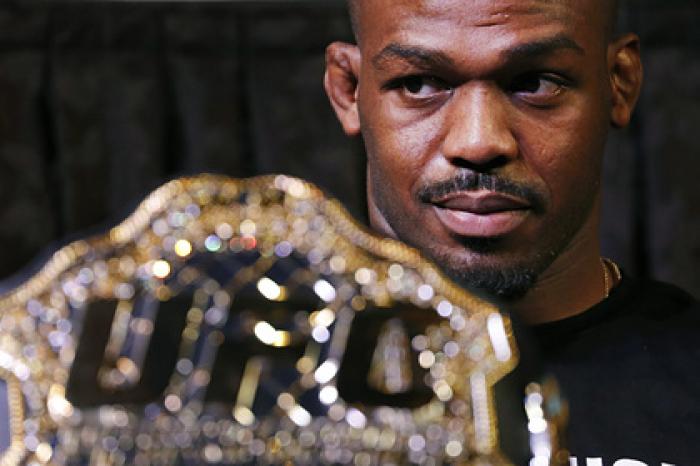 Менеджер Нурмагомедова сцепился с представителем лучшего бойца UFC