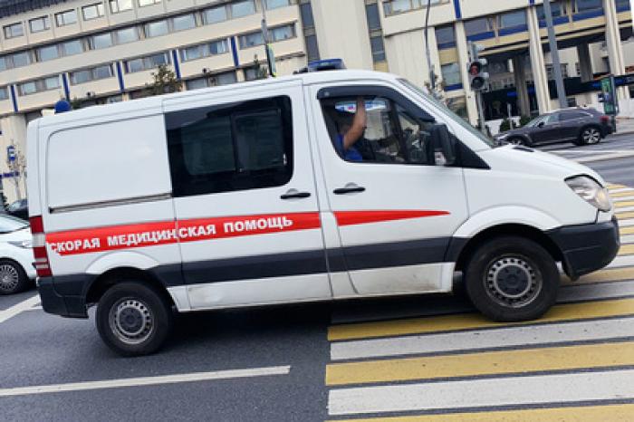 Москвич на Lamborghini отказался пропускать скорую помощь и поплатился