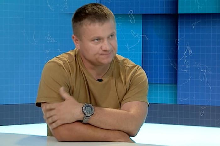 Националисты пригрозили Зеленскому вывести «тысячи человек» на войну в Донбассе