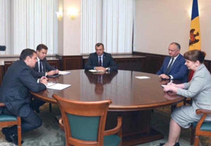 PREŞEDINTELE IGOR DODON A DISCUTAT CU MISIUNEA DE EXPERŢI FMI POSIBILITATEA REVIZUIRII UNOR ÎNŢELEGERI ATINSE ANTERIOR