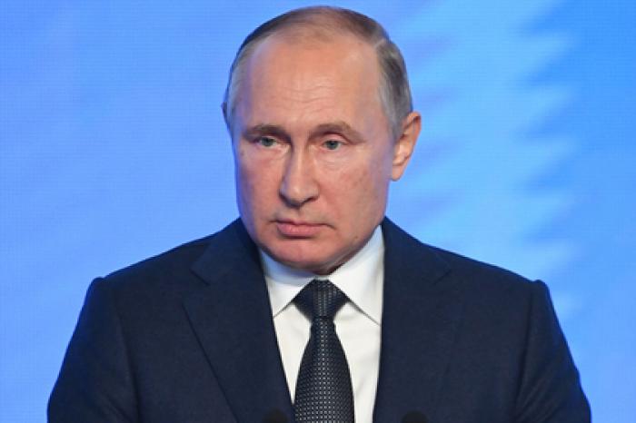 Путин пожурил журналиста за искажение смысла своих слов