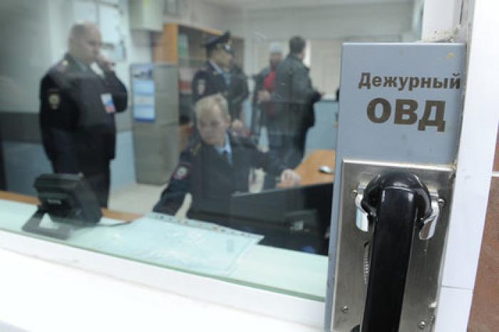 Российских полицейских заподозрили в избиении сестер в отделении