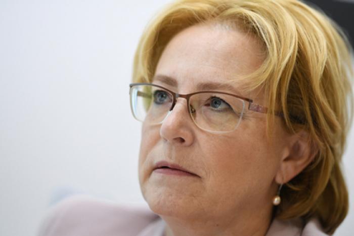 Российским медикам захотели поднять зарплаты