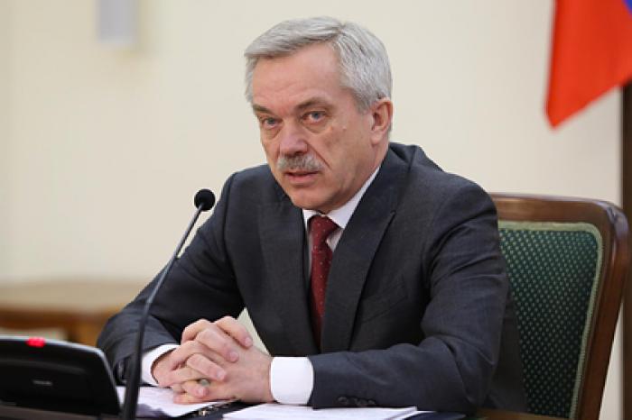 Российский губернатор посмотрел стендап и захотел отменить школьникам домашку