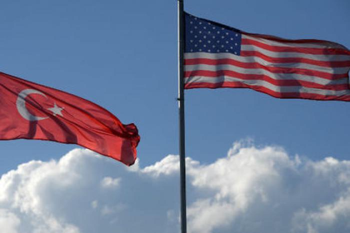 Турция возмутилась лайком посольства США