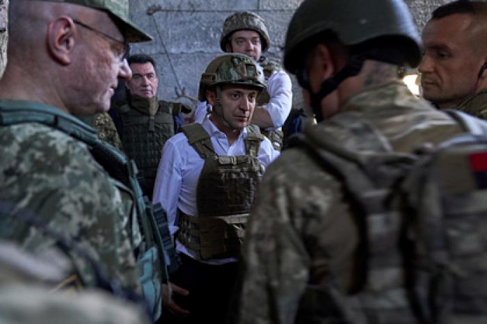 Встречавшихся с Зеленским украинских военных объявили самозванцами