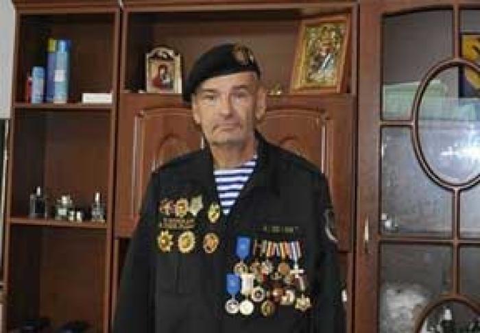 ВЯЧЕСЛАВ ПЛАТОНОВ ОДИН ВОСПИТЫВАЕТ 9-ЛЕТНЮЮ ДОЧЬ, МАТЬ КОТОРОЙ ИЗ-ЗА ГРАНИЦЫ ТРЕБУЕТ С НЕГО АЛИМЕНТОВ