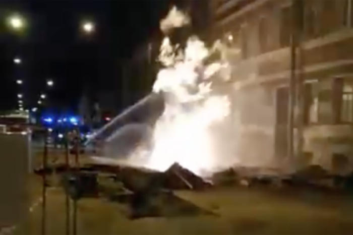 Взрыв газовой трубы в Петербурге попал на видео