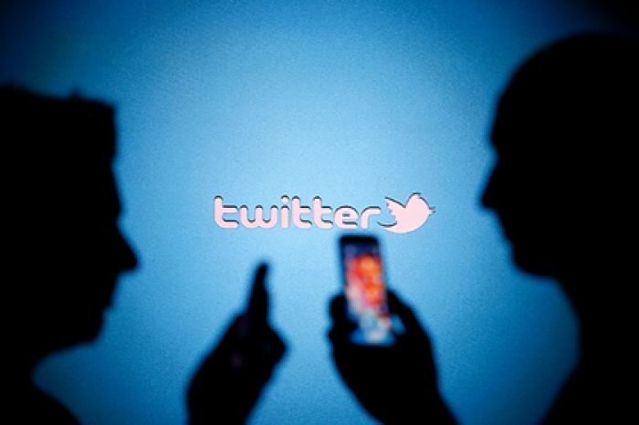 Бывших сотрудников Twitter обвинили в слежке за пользователями