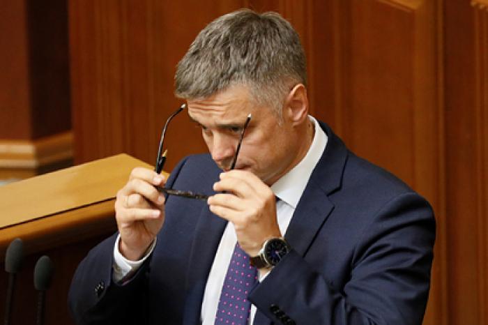 Глава МИД Украины описал ситуацию в США мемом «как там у хохлов»
