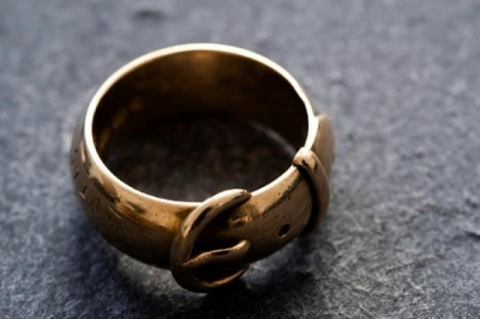 «Индиана Джонс мира искусства» отыскал украденное кольцо Оскара Уайльда