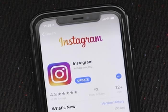 Instagram начал скрывать лайки во всем мире