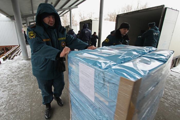 Киев счел поставки гуманитарной помощи в Донбасс нарушением международного права