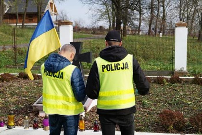 Могилы украинских националистов осквернили в Польше