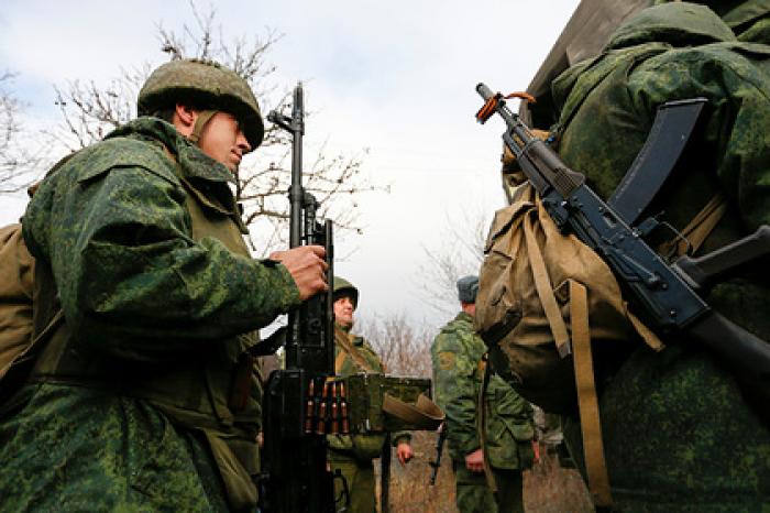 На украинских военных в Донбассе напали националисты с гранатометом