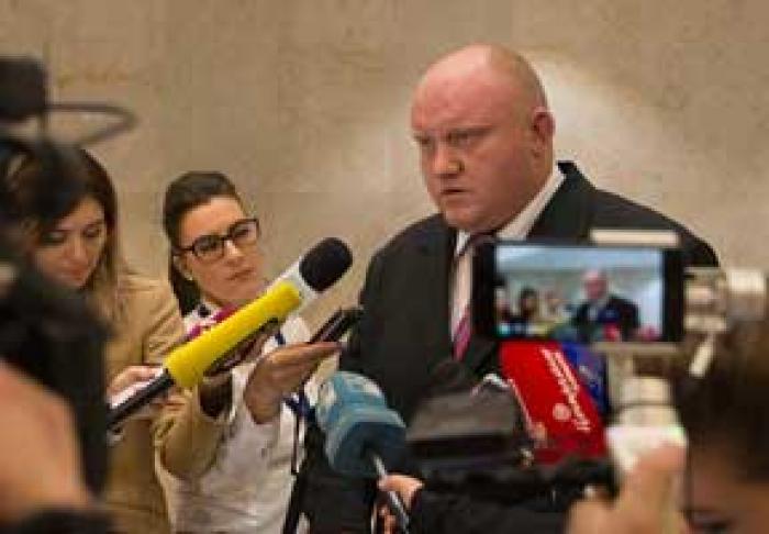 ПАРТИЯ СОЦИАЛИСТОВ ВЫДВИНУЛА ВОТУМ НЕДОВЕРИЯ ПРАВИТЕЛЬСТВУ МАЙИ САНДУ