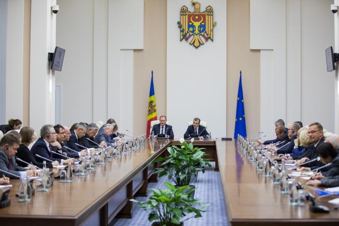 Premierul Ion Chicu, în dialog cu ambasadorii acreditați la Chișinău: „Implementarea Acordului de Asociere și realizarea Agendei de reforme constituie o prioritate esențială pentru Republica Moldova”