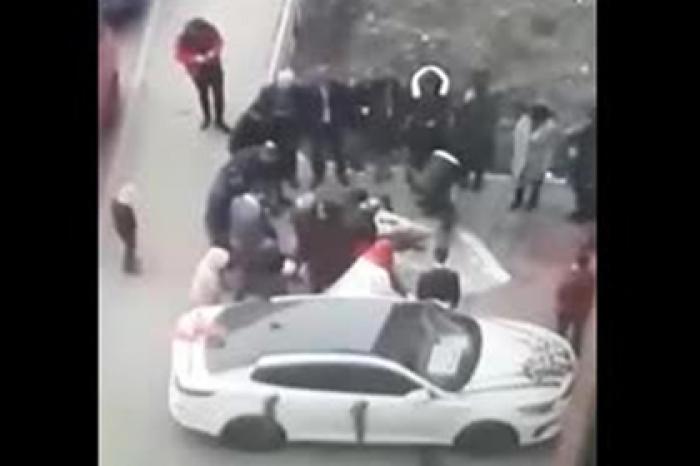 Россияне зарезали барана во дворе на свадьбе и попали на видео