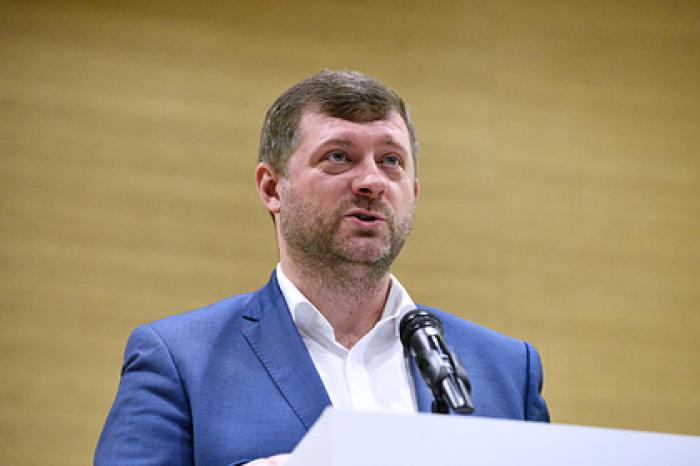 «Темного рыцаря» обвинили в попытке развалить партию Зеленского