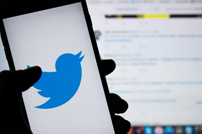 Twitter забанил популярный новостной сайт после обвинений в киберпреступлениях