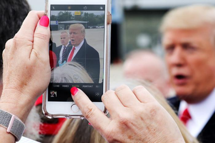 У Трампа отобрали телефон в Афганистане