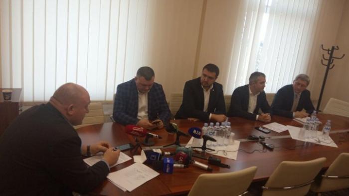 Вотум недоверия кабмину Санду обсудили на юридической комиссии: заявления депутатов