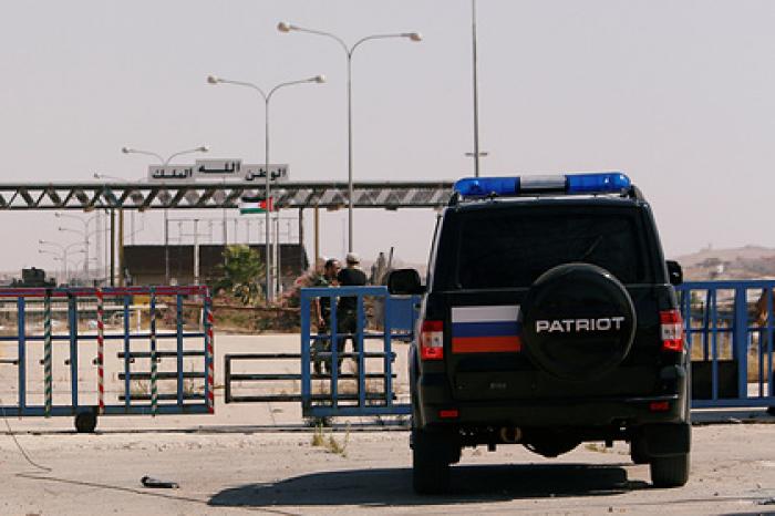 В России объяснили переброску вооружения на север Сирии