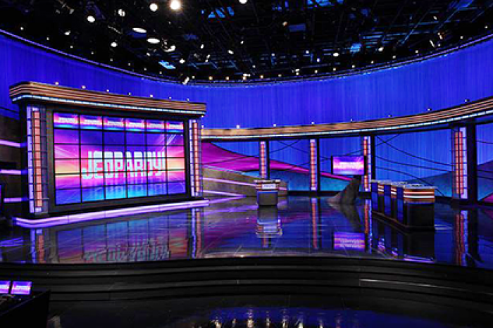 Заработавшие на «Своей игре» миллионы долларов игроки захотели больше денег