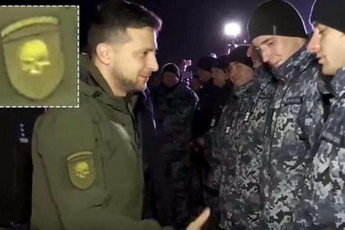 Зеленский появился с черепом на шевроне