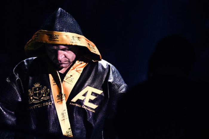 Боец MMA дозвонился до Александра Емельяненко в эфире и добился поединка