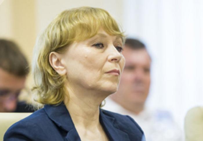 ЭКС-МИНИСТР ЗДРАВООХРАНЕНИЯ РАСКРИТИКОВАЛА ВЛАСТИ ЗА УВЛЕЧЕНИЕ АЭРОПОРТАМИ И ПРЕНЕБРЕЖЕНИЕ К МЕДИЦИНЕ
