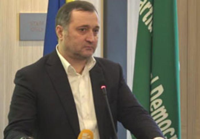 ЭКС-ПРЕМЬЕР ВЛАД ФИЛАТ «ПРИОСТАНОВИЛ ПОЛИТИЧЕСКУЮ ДЕЯТЕЛЬНОСТЬ, НО ПРОДОЛЖИТ БОРЬБУ ЗА ЕВРОПЕЙСКИЕ ЦЕННОСТИ»