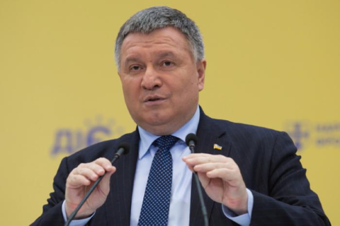 Глава МВД Украины рассказал о перепалке Зеленского с Лавровым