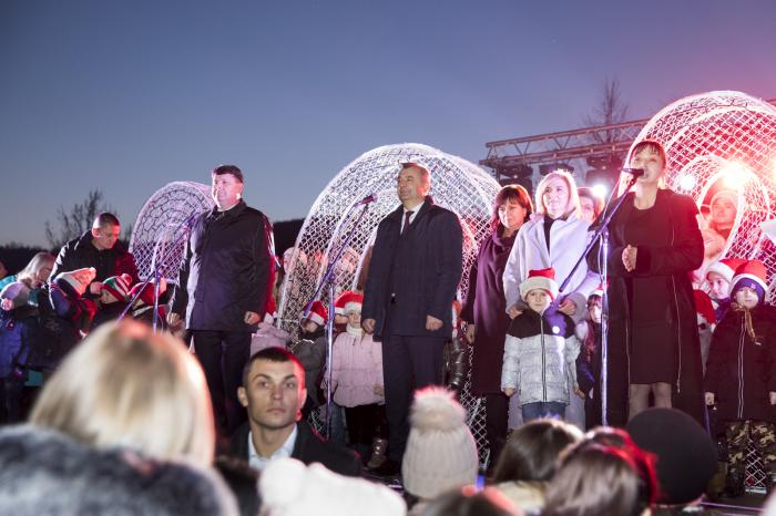 Ion Chicu a participat la inaugurarea pomului de Crăciun la Soroca