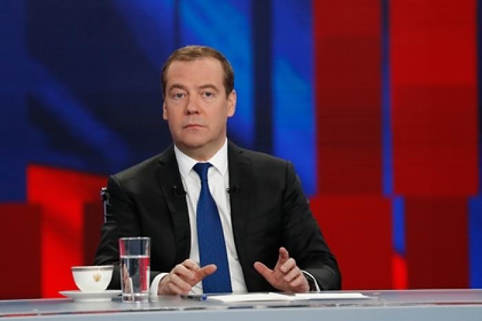 Медведев назвал единственный способ решить газовый спор с Украиной