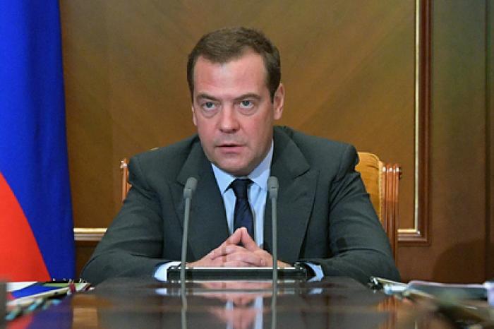 Медведев выразил соболезнования в связи со смертью Лужкова