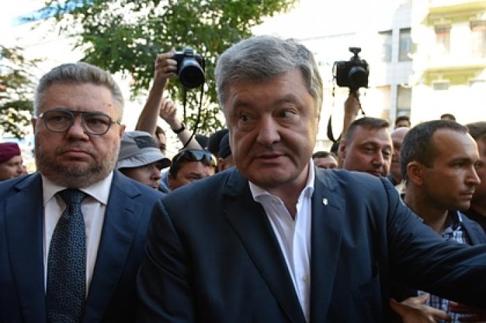 На Украине рассказали об уголовных делах в отношении Порошенко