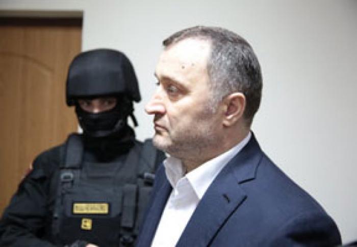 ОСУЖДЕННЫЙ НА ДЕВЯТЬ ЛЕТ ЛИШЕНИЯ СВОБОДЫ БЫВШИЙ ПРЕМЬЕР ВЛАД ФИЛАТ ДОСРОЧНО ОСВОБОЖДЕН ИЗ ТЮРЬМЫ