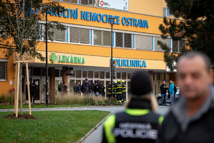 Появились первые кадры с места стрельбы в Чехии