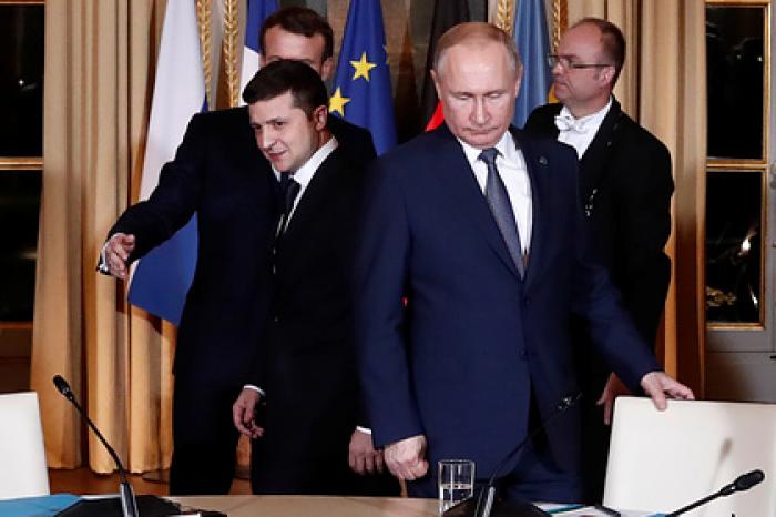 Путин и Зеленский в один день подписали похожие законы