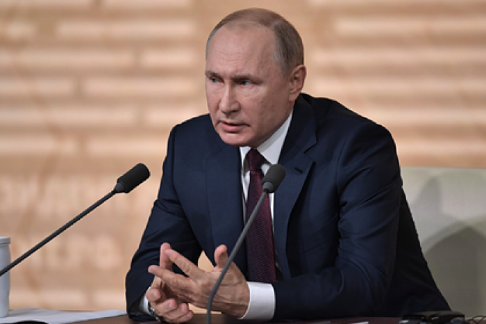 Путин объяснил присвоение Кадыровым звания героя России