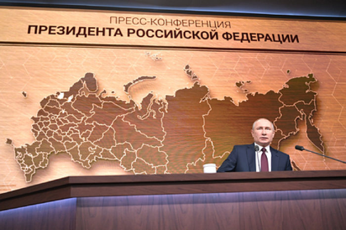 Путин заявил о выделении дополнительно полутриллиона рублей на медицину