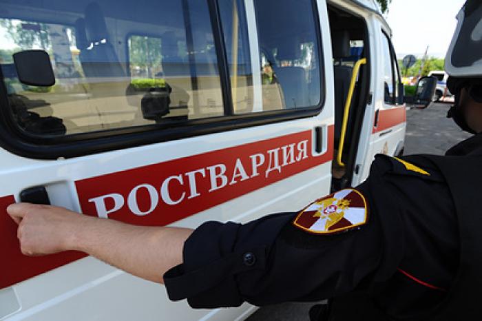 Росгвардеец пригрозил взорвать дом гранатой после ссоры с женой