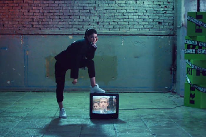 RT предложил угадать зашифрованные в поздравительном ролике события года