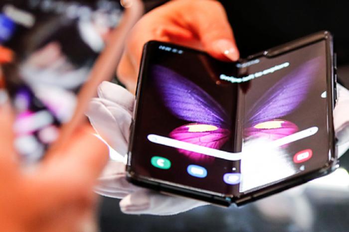 Складной Samsung Galaxy Fold провалился